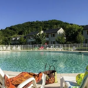  Hébergement de vacances T3 Duplex Village Geolia Geniez D'olt Avec 2 Piscines Chauffée France